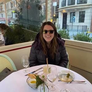 Meet your Posher, Lauren